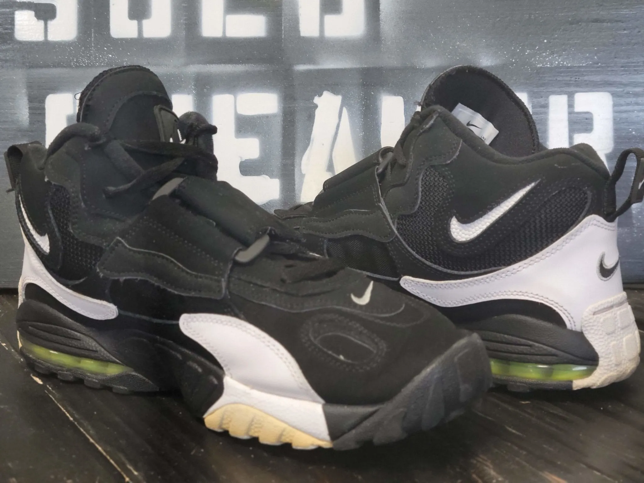 2017 Nike Speed Turf Black/White Football Sneakers 525225-011 Men 10.5
