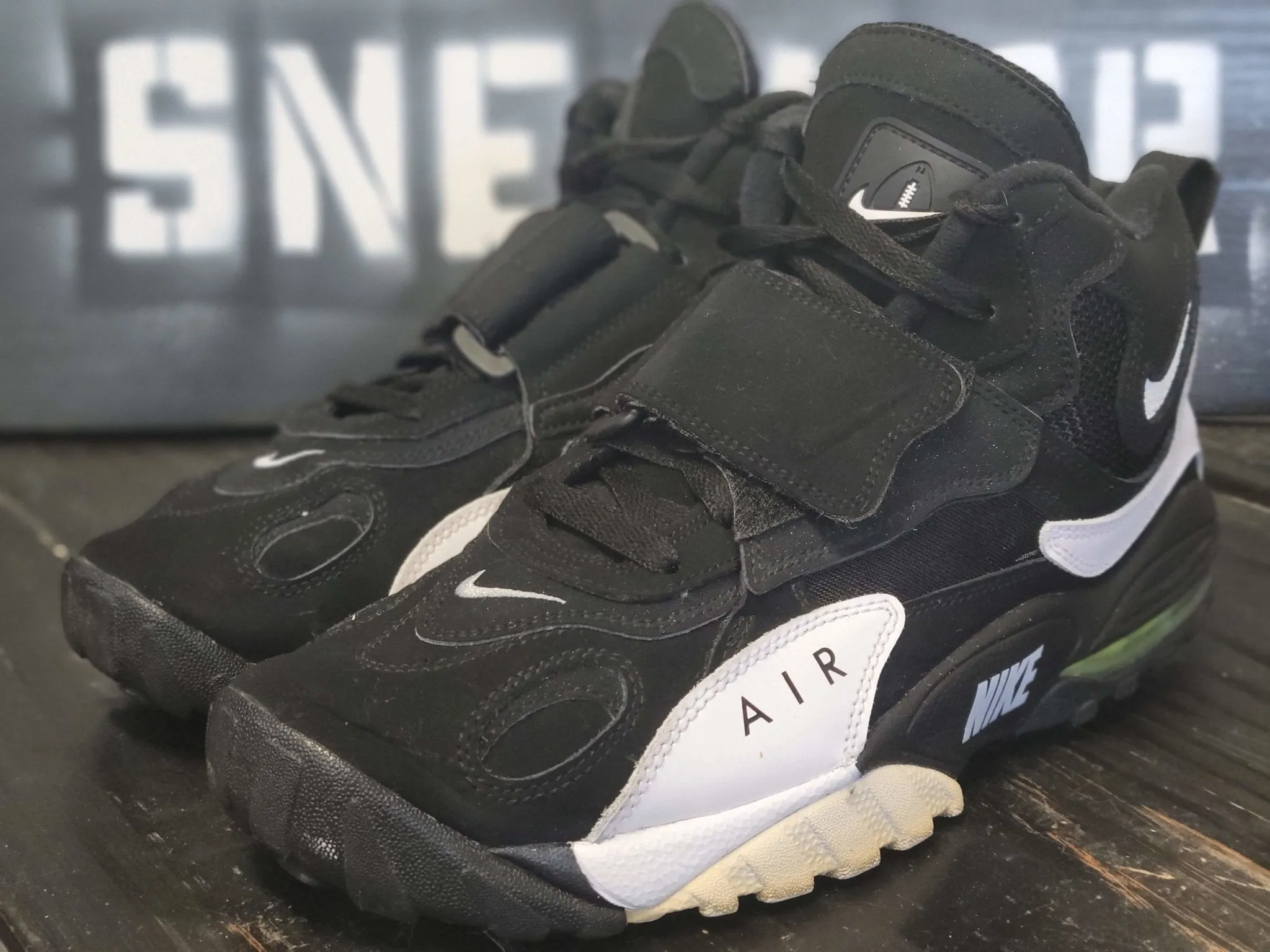 2017 Nike Speed Turf Black/White Football Sneakers 525225-011 Men 10.5