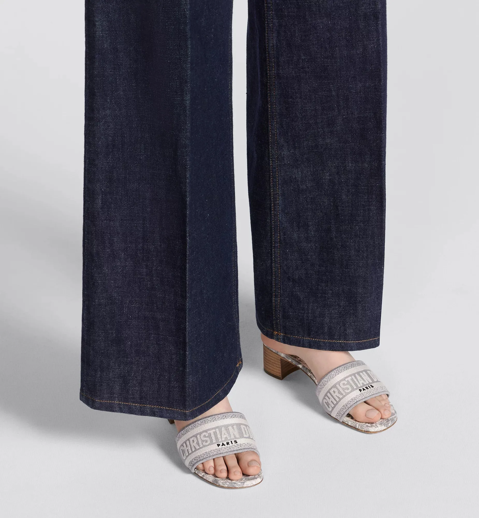 Dway Heeled Modern Slide