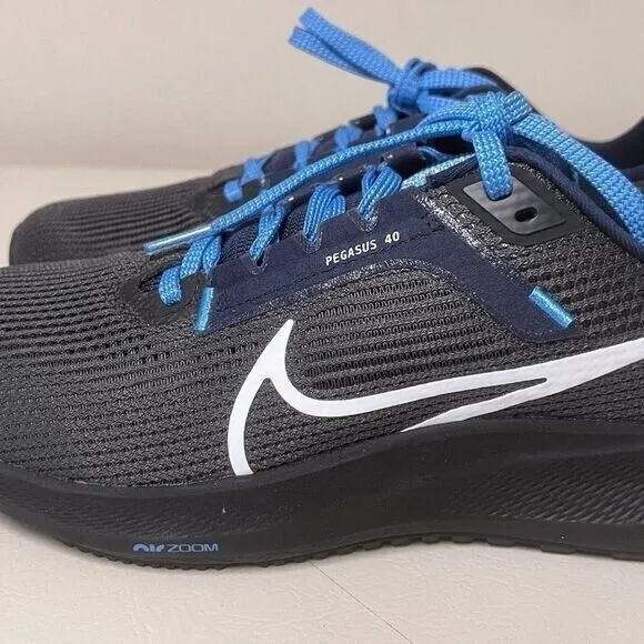 Nike Zoom Pegasus 40 Titans Running Shoes size M7/W8.5