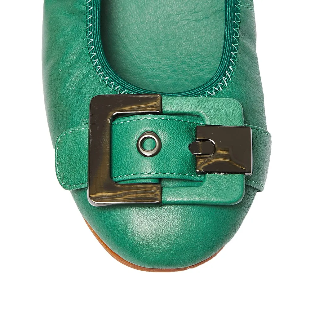 Pentagon Flat in Green Leather